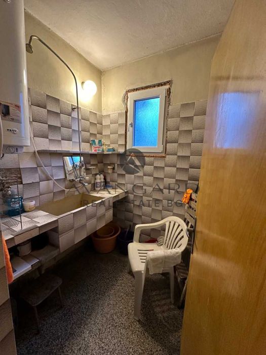 Продава се Двустаен апартамент в Пловдив, Кючук Париж - 78 кв.м за 1077 €/кв.м - Снимка #4