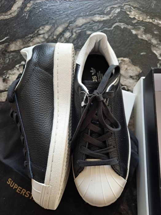 Adidas Superstar