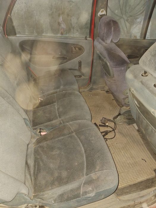 Продам машину рено сценник