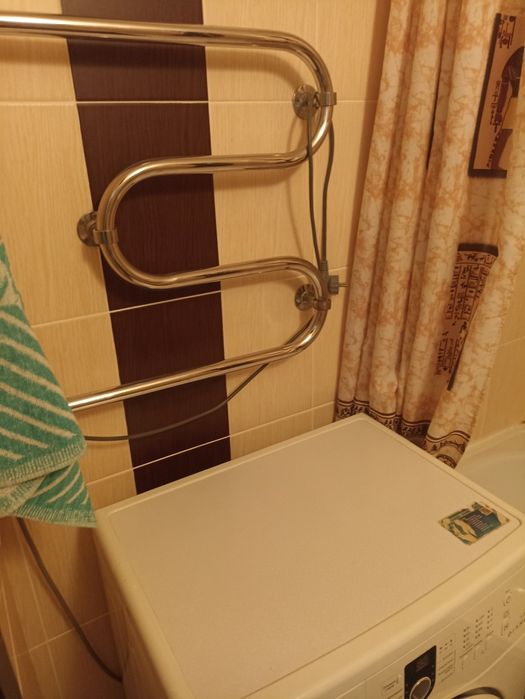 Сдам 2х ком.квартиру.