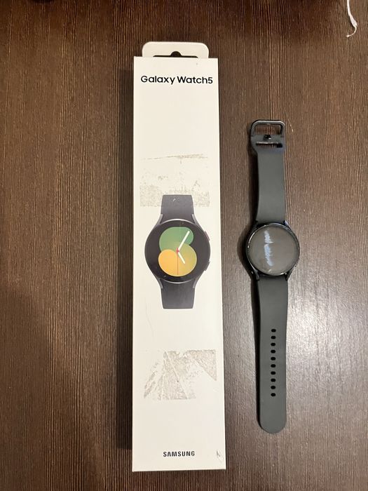 Самсунг Galaxy Watch 5