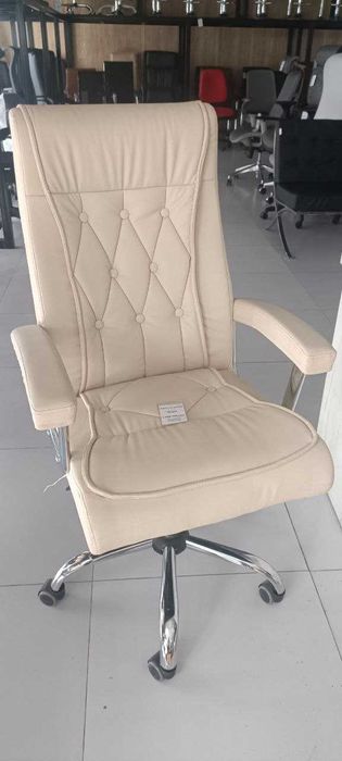 Кресло для офиса и дома - BORN ТТ