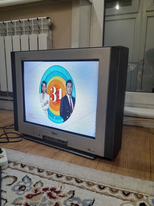 Телевизор LG продаётся