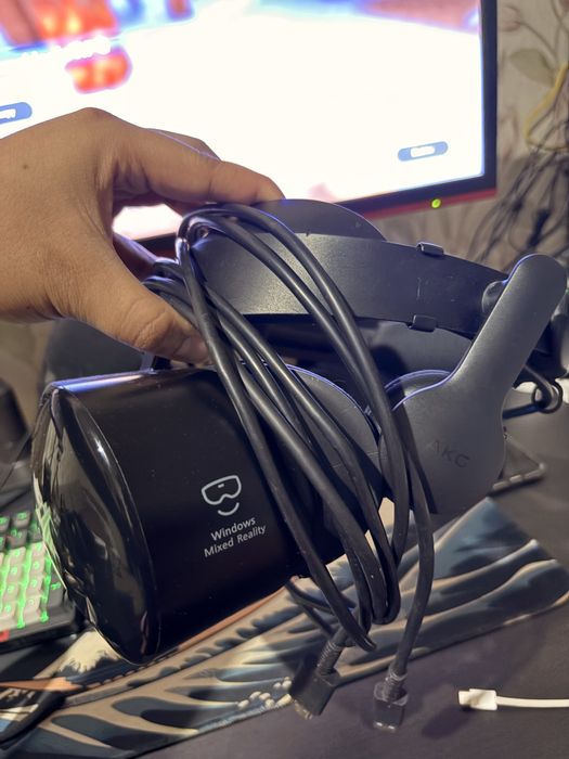 Очки виртуальной реальности Samsung HMD Odyssey Plus