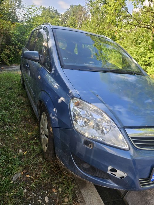 Vand/Dezmembrez Opel Zafira B