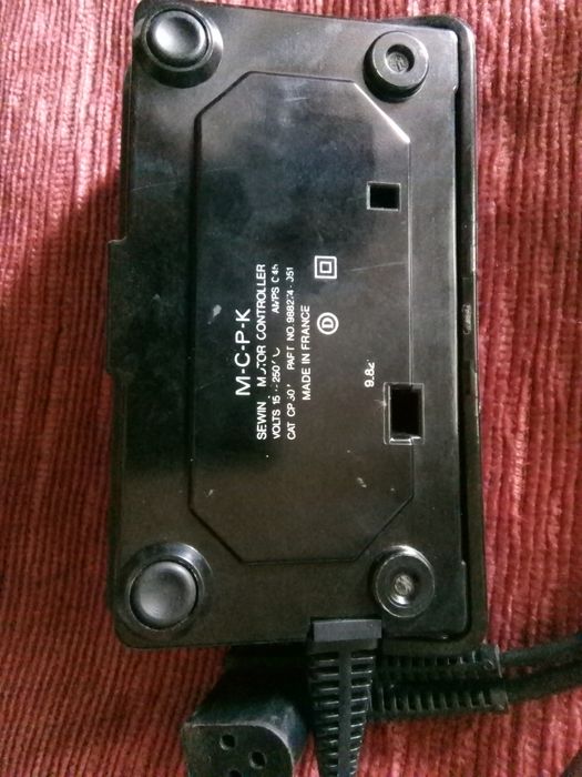 Mașină de cusut pfaff, Pedala mașina cusut.