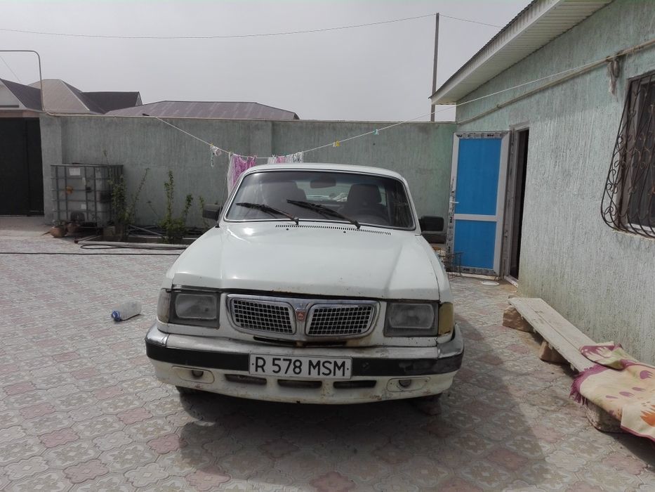 Продам автомобиль волга 3110