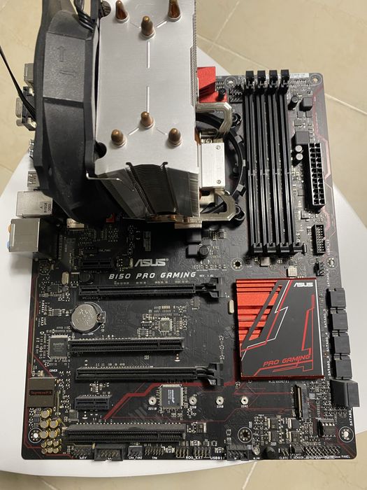 Vand kit de gaming procesor+placa de baza+cooler