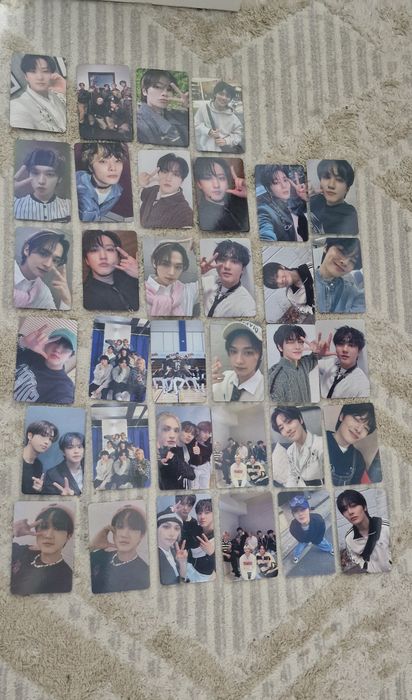 Карточки stray kids