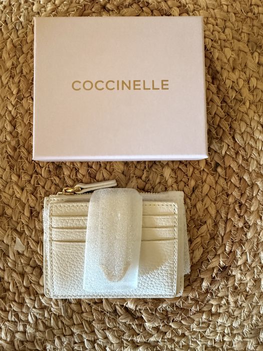 Нов кожен кардхолдър   Coccinelle