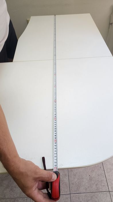 Бюро за офис или маникюр