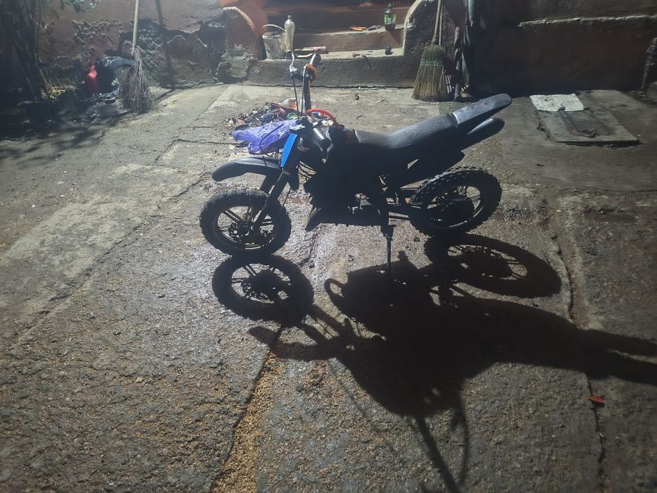 Cross 49cc de vanzare