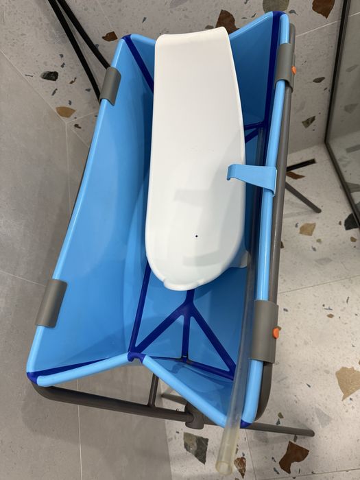 Сгьваема вана STOKKE Flexi Bath със стойка