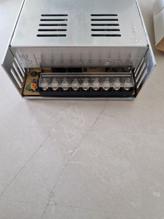 Sursa 12V, alimentator 30 A si 10A