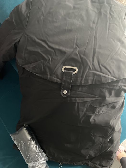 Jachetă parka neagră cu glugă cu blană Nou
