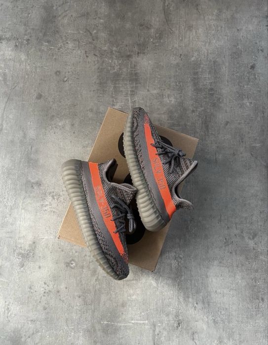 Yeezy Boost 350 v2 Beluga 45 номер