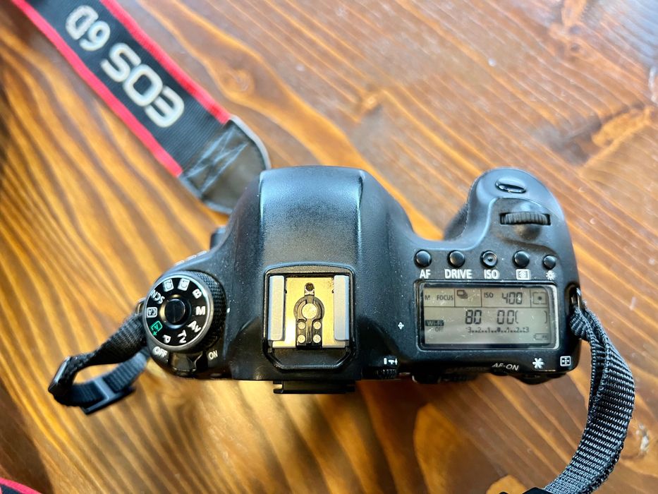 DSLR Canon EOS 6D + accesorii