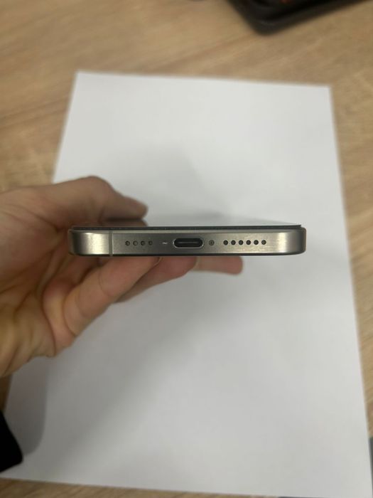 Продам Iphone 15 pro max 512gb