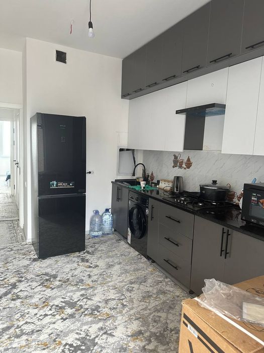 Kvartira Sergeli yangi darxon