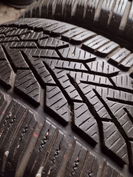 Перфектни 2бр.215/60/17 Semperit dot2714