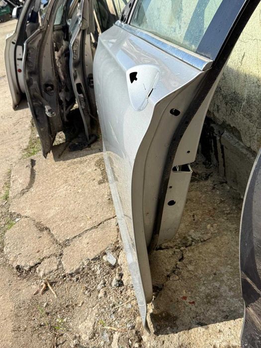 Usa stanga fata gri deschis BMW seria 7 F01 F02
