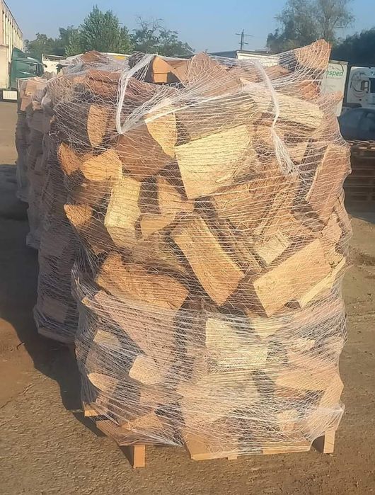 Lemne de foc din esența tare fag la palet 600  lei paletul