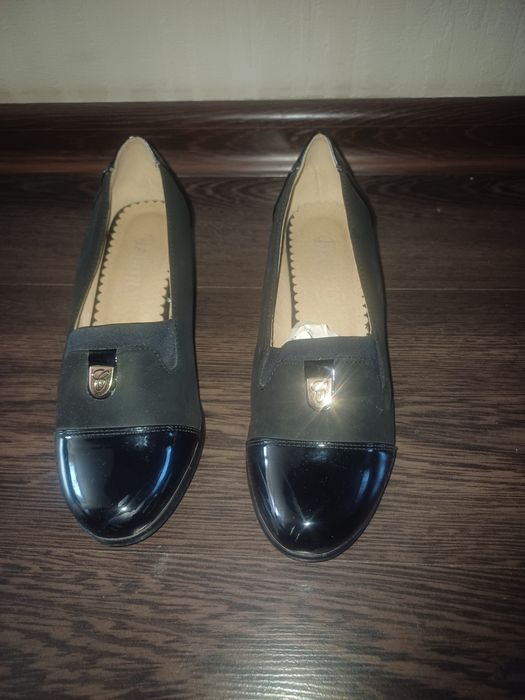 Продам туфли 36 размер