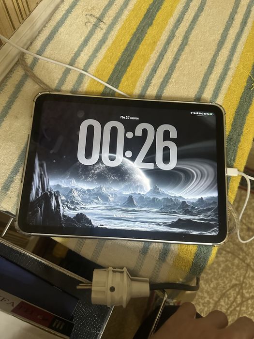 iPad  sotiladi naxtga