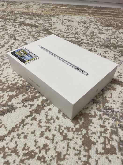 MacBook Air, M1 2020, 13