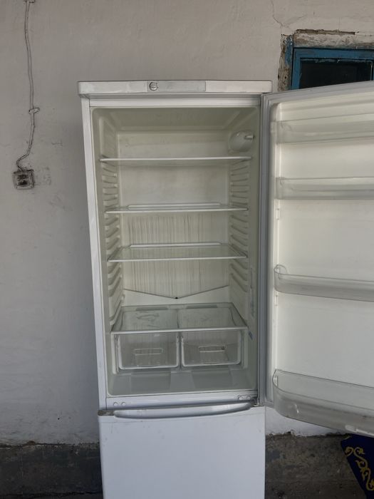 Холодильник от Indesit