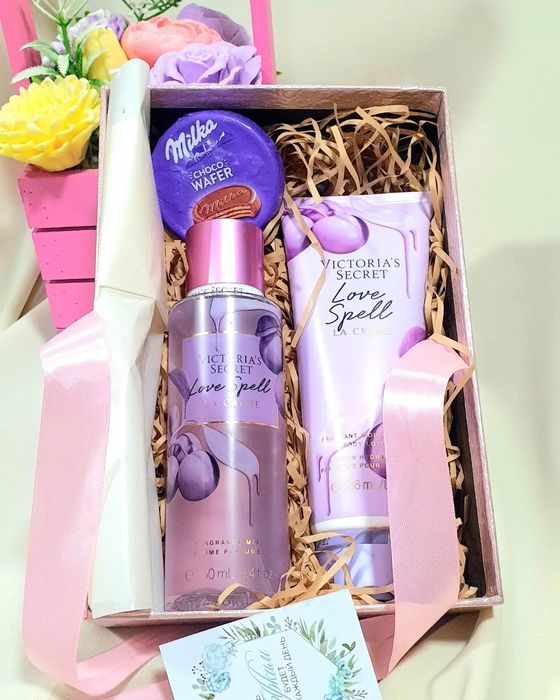 Victoria Secret набор из спрей и лосьон для подарки Sovgaga nabor boks