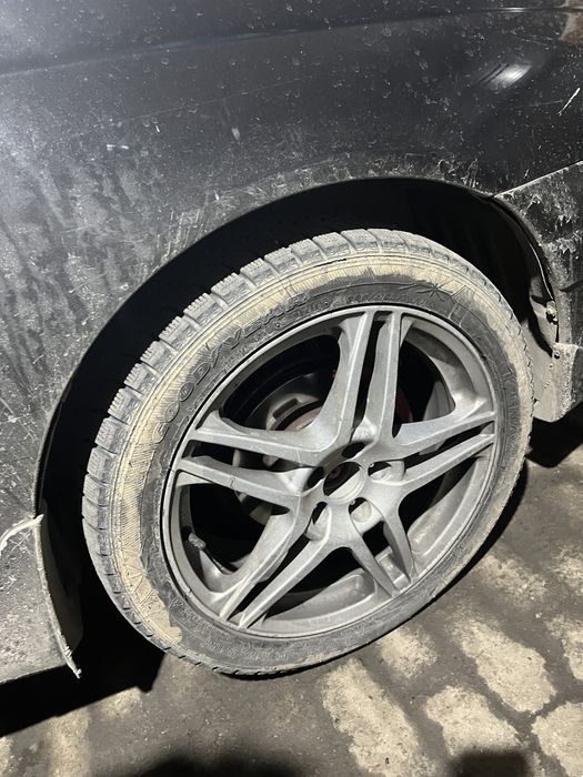 Продам диски с шинами