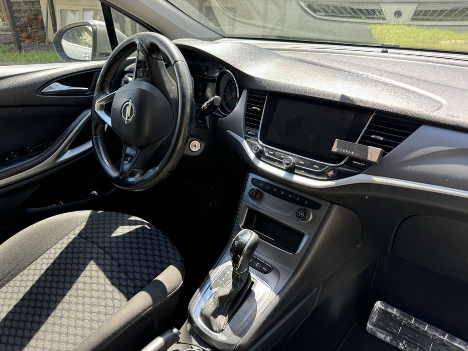 Opel Astra K 1,6d -AUTOMATIC