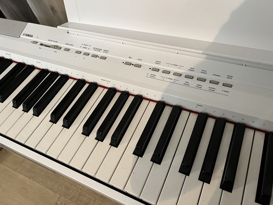 Синтезатор YAMAHA