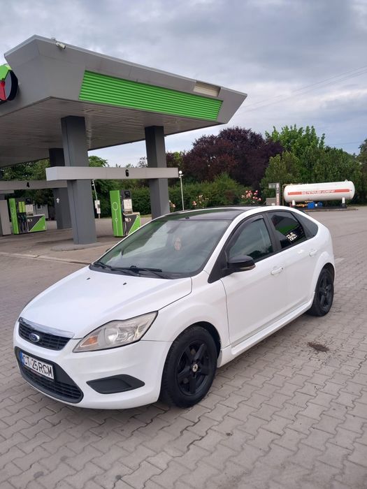 Ford focus 2 facelift An 2011 1.6 diesel consum mic taxe valabile se oferă fiscal