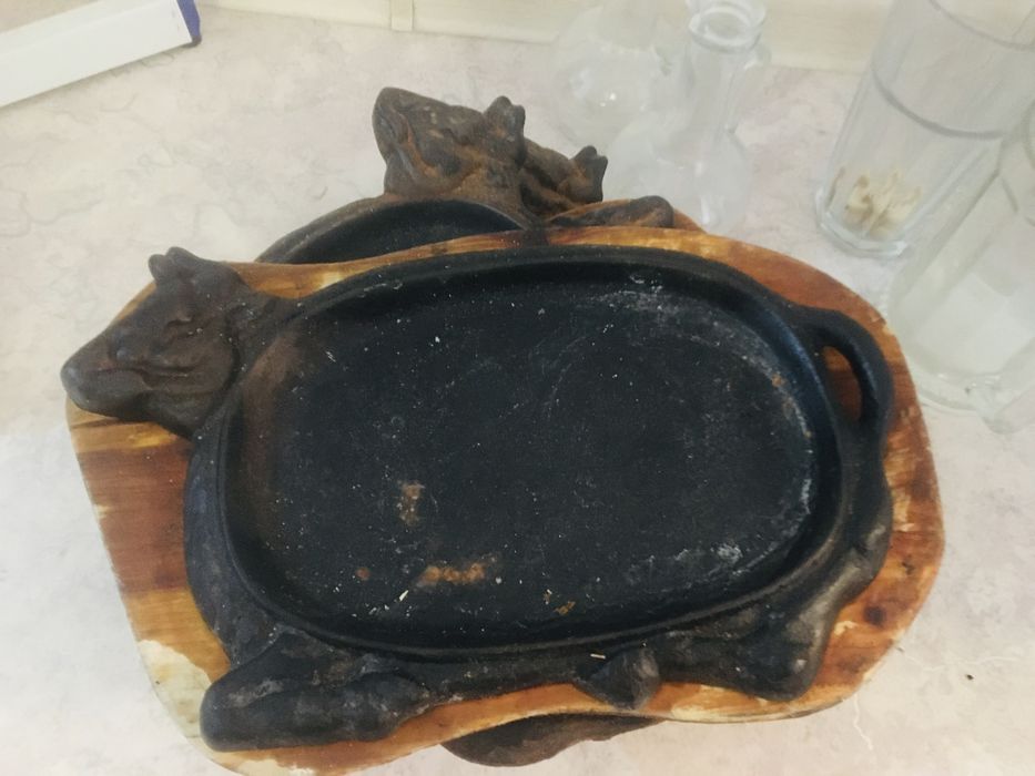 Продам срочно чугунные есть 5штук