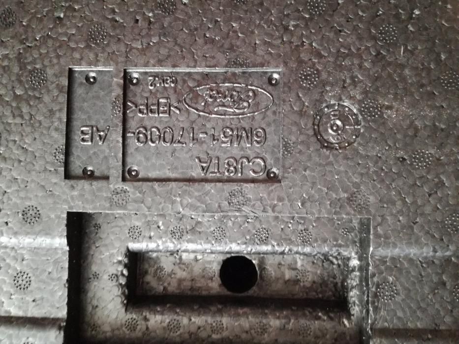 Organizator , compartimentare kit reparare roata derez. ford opel audi