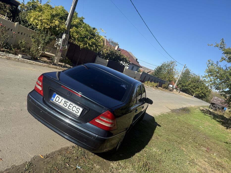 Vand/schimb Mercedes C200
