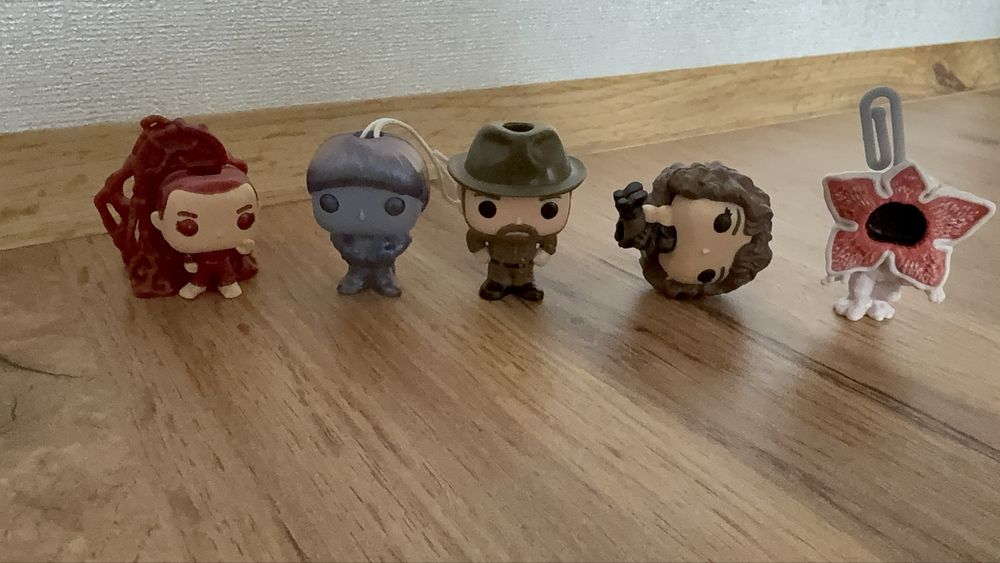 Продам фигурки ОСД Очень странные дела