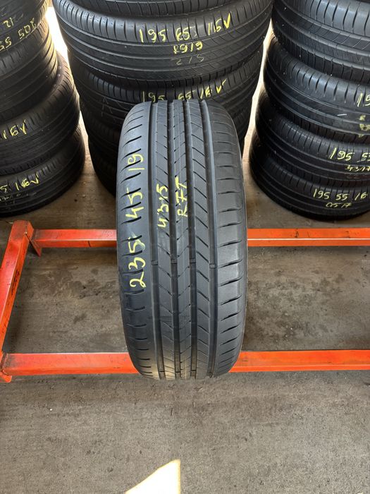 1 Anvelopa Vara 235/45/19 GoodYear EfficientGrip RFT 235 45 19 R19