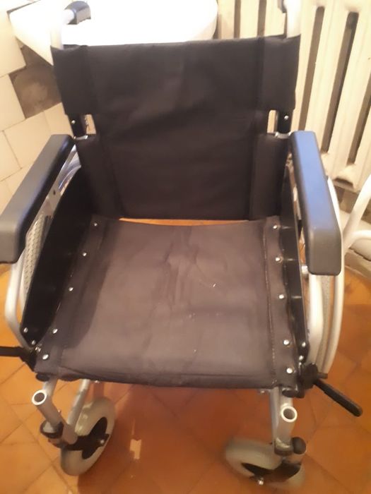 Коляска инвалидная