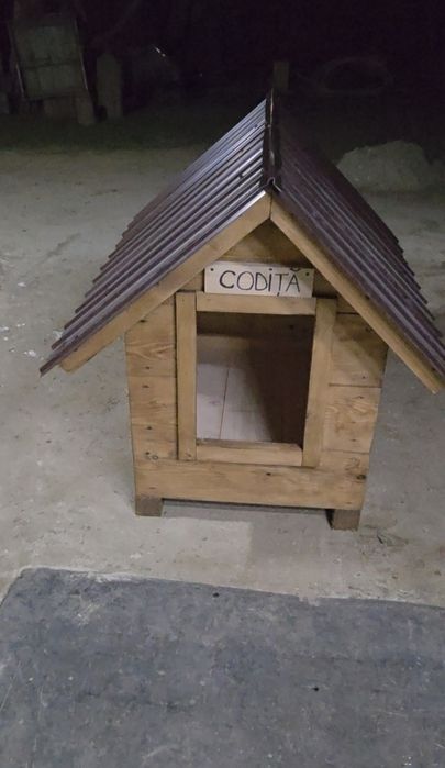 Cotețe câini la comandă