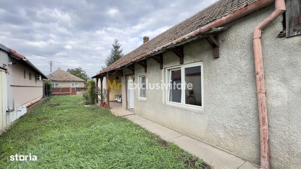 Casă 3 camere, Teren 3.263 mp, Str.Mărășești Nr.16 -Carei-Comision 0%