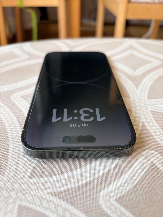 Продавам iPhone 14 Pro, Space Black