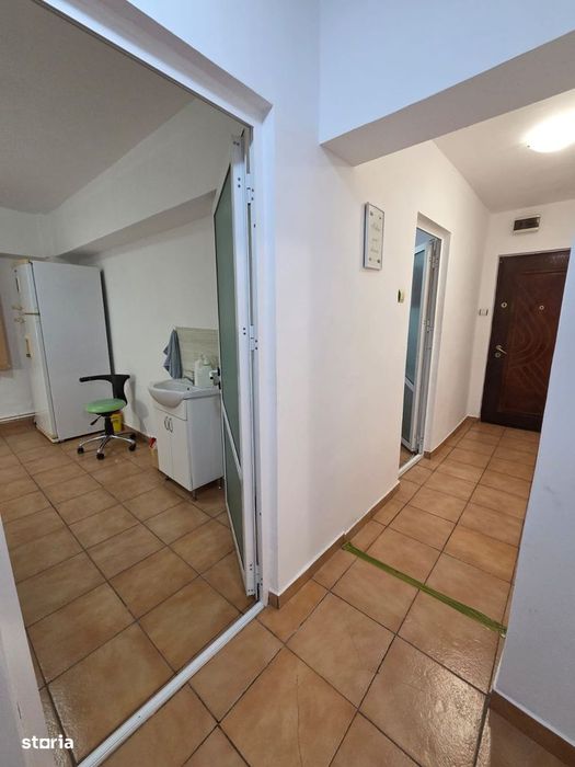 Apartament 4 Camere Ideal Cabinet/Birou sau Locuință