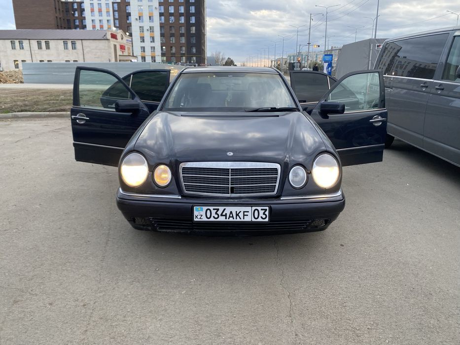 Продам Мерседес Е класс