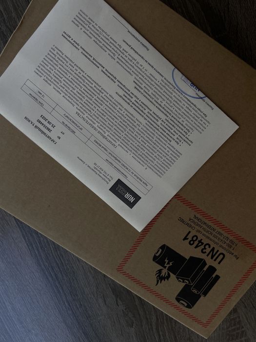 Apple MacBook Air 13 MGN93 серебристый