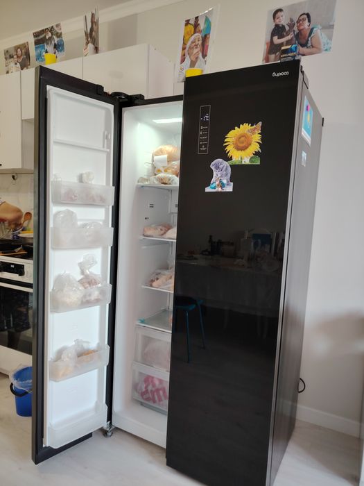 Продам Холодильник двухкамерный