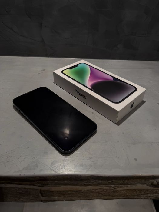 Перфектен Iphone 14 Midnight 128 GB