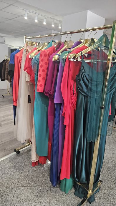 Recuzita magazin haine